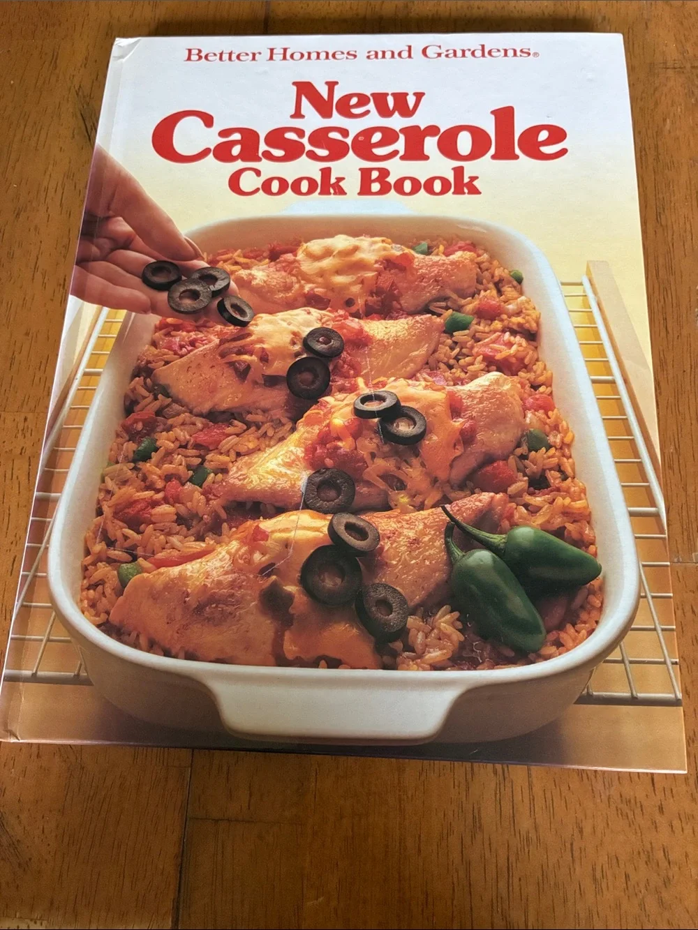 Better Homes and Gardens New Casserole Cook Book - Vintage cookbook